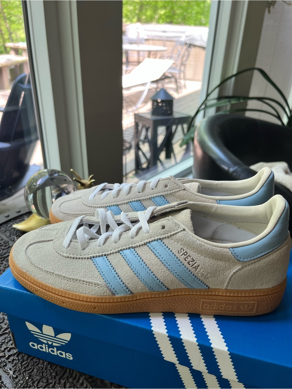 ADIDAS HANDBALL SPEZIAL SNEAKERS ALUMINUM SKY 38 2/3 7 US - Picture 2 of 9